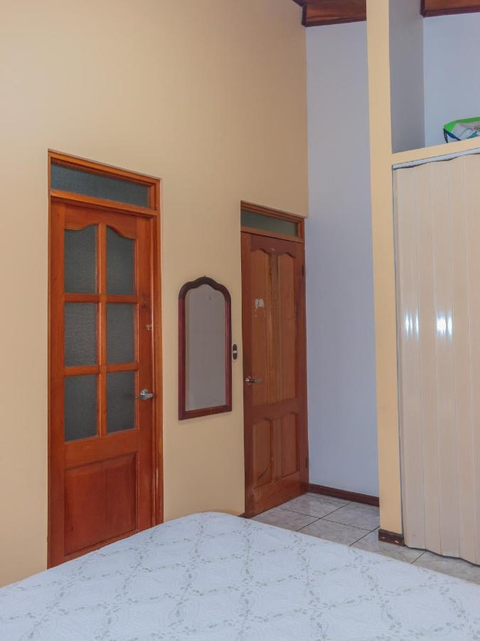 Linda Casa De Verano Con Amplias Zonas Verdes San Isidro De El General ภายนอก รูปภาพ