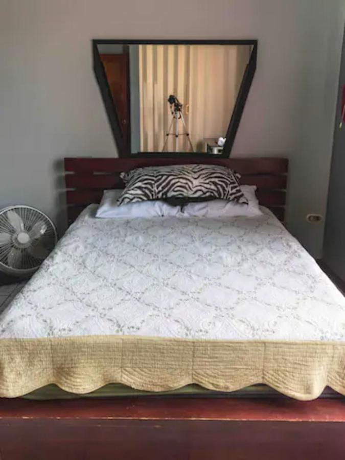 Linda Casa De Verano Con Amplias Zonas Verdes San Isidro De El General ภายนอก รูปภาพ